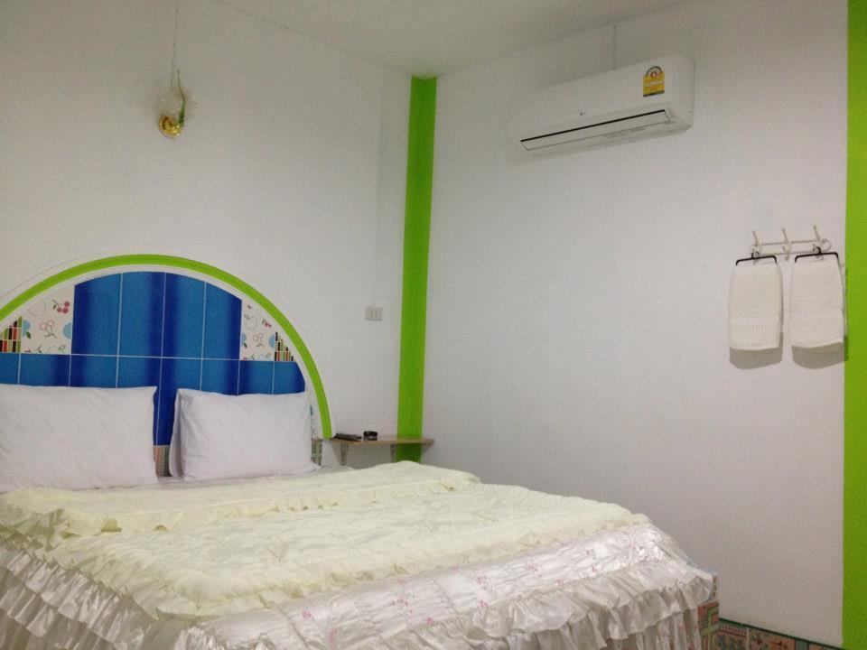 Jidapha Rooms Khlong Thom Bagian luar foto